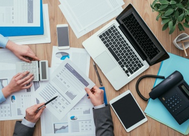 Должность бухгалтера подразумевает его работу с финансовыми отчетами. Бухгалтер проводит все финансовые операции внут...