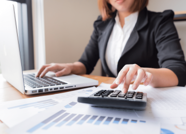 В статье вы узнаете основные звоночки о том, что бухгалтер не подходит вашей компании.&nbsp;Бардак в документах верны...